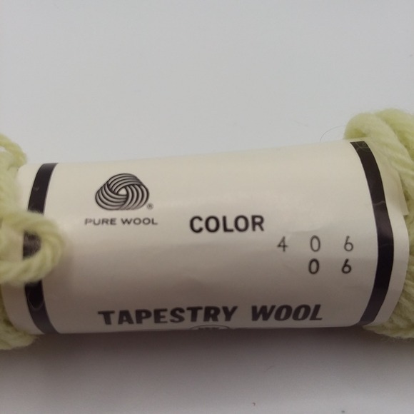 9 Elsa Williams 40 Yd Skeins Tapestry Wool Needlepoint Yarn Color Green‎ 406 VTG - Picture 5 of 6